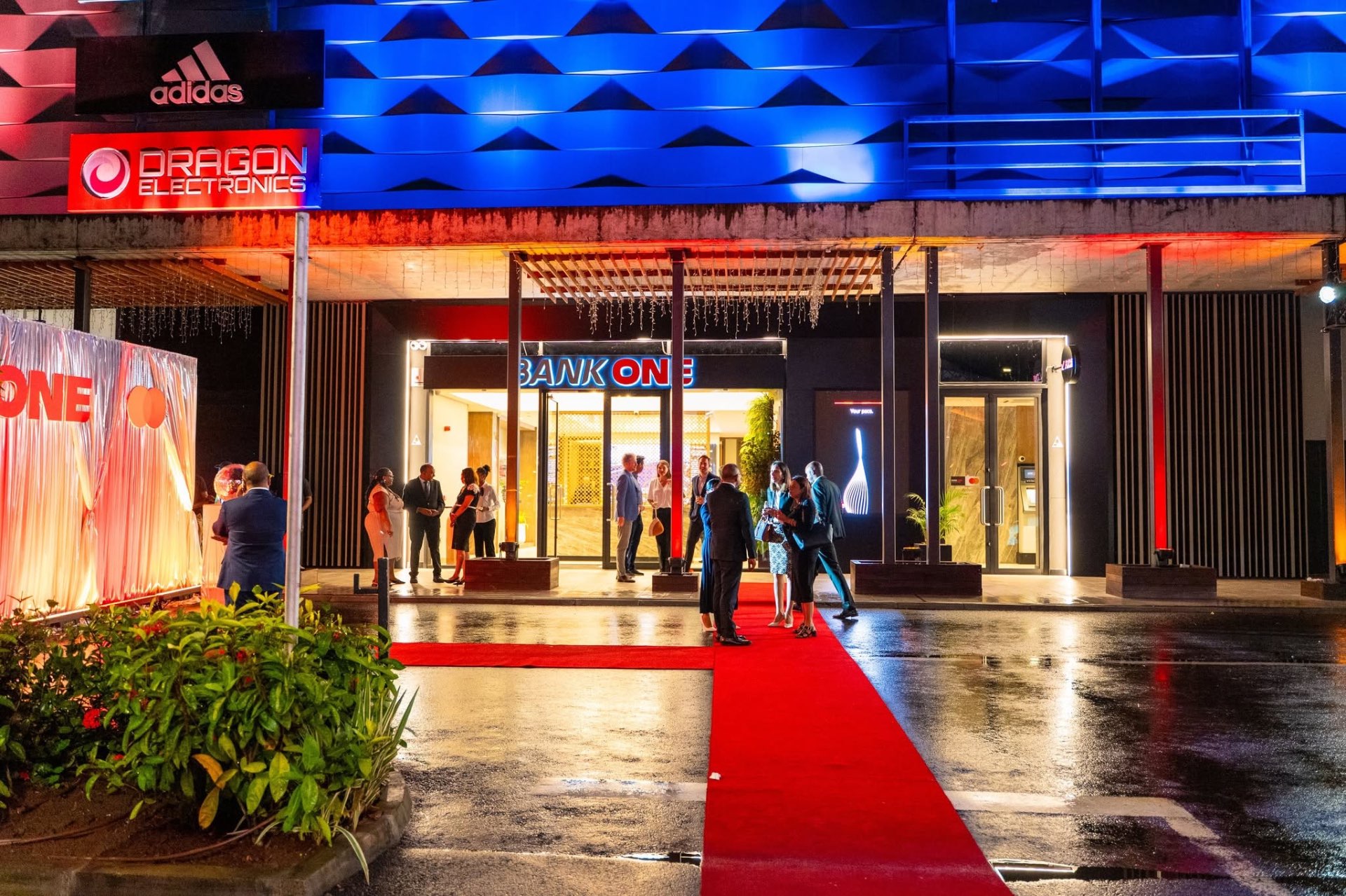 Bank One branch reveal red carpet
